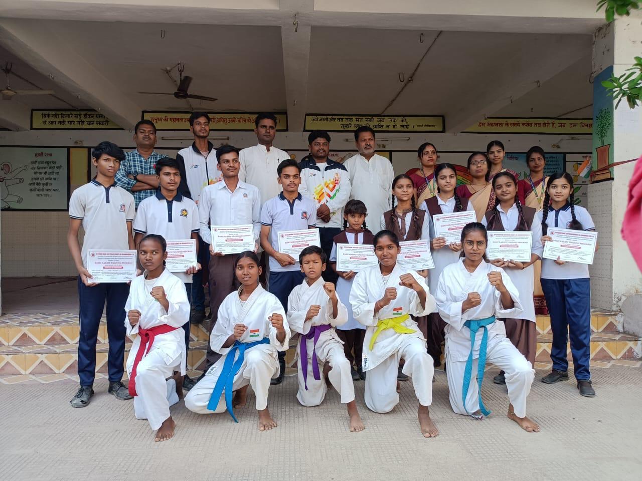 सरस्वती शिशु मंदिर सारंगढ़ में 7 दिवसीय निःशुल्क कराते प्रशिक्षण संपन्न…