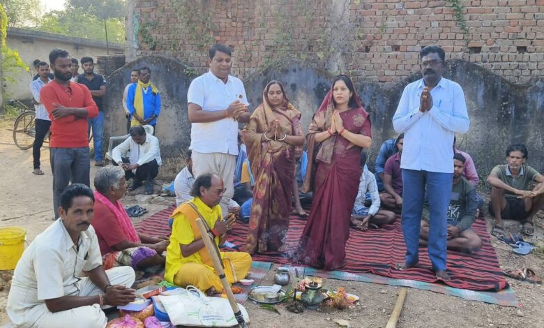 विधायक उत्तरी जांगड़े ने ग्राम पंचायत दहिदा में सीसी रोड का किया भूमिपूजन!!