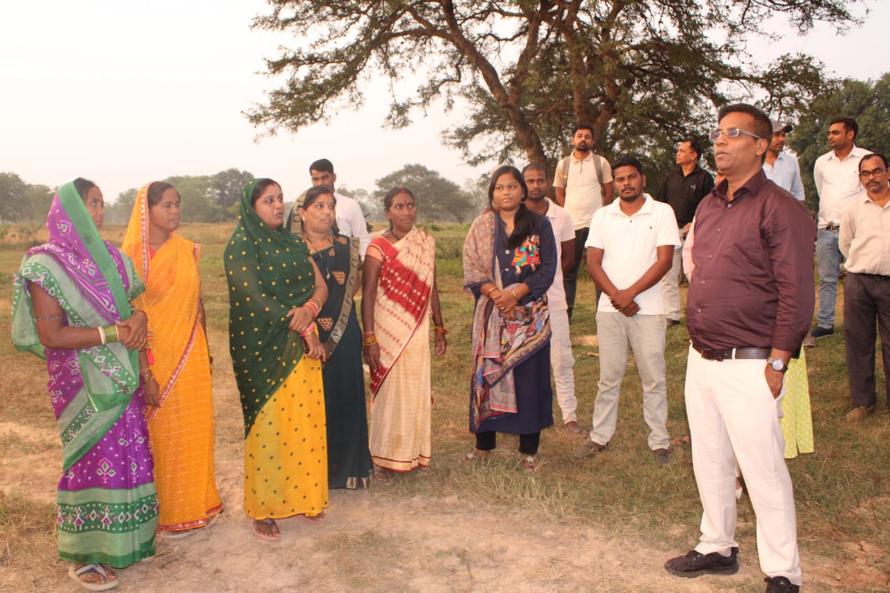 सूखापाली में महिला समूह की दीदीयां करेंगी 25 एकड़ में अमरूद की सामूहिक खेती