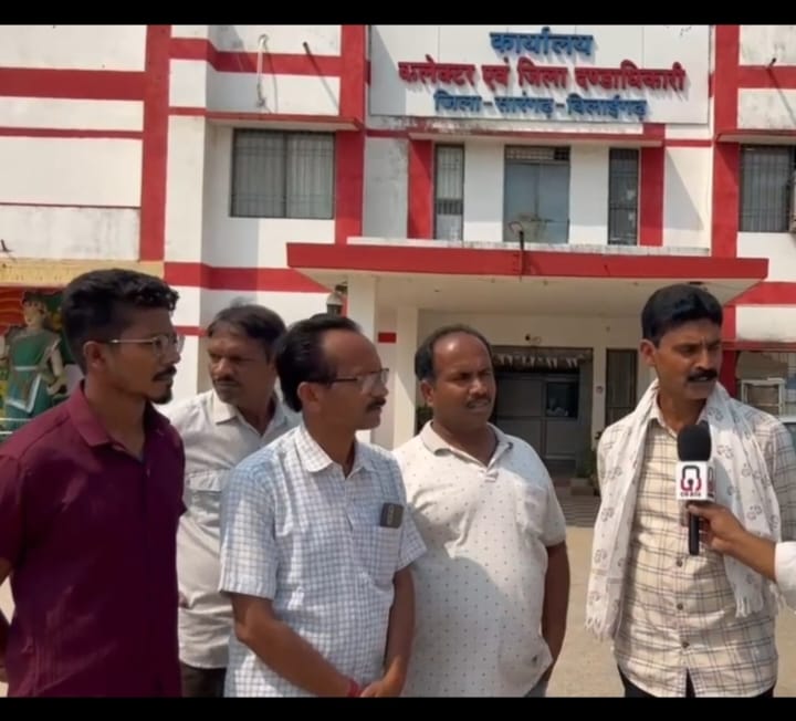 मानिकपुर के किसानों को भारी नुकसान के बाद भी नहीं मिला फसल बीमा क्लेम, कलेक्टर से की शिकायत, आंदोलन की चेतावनी